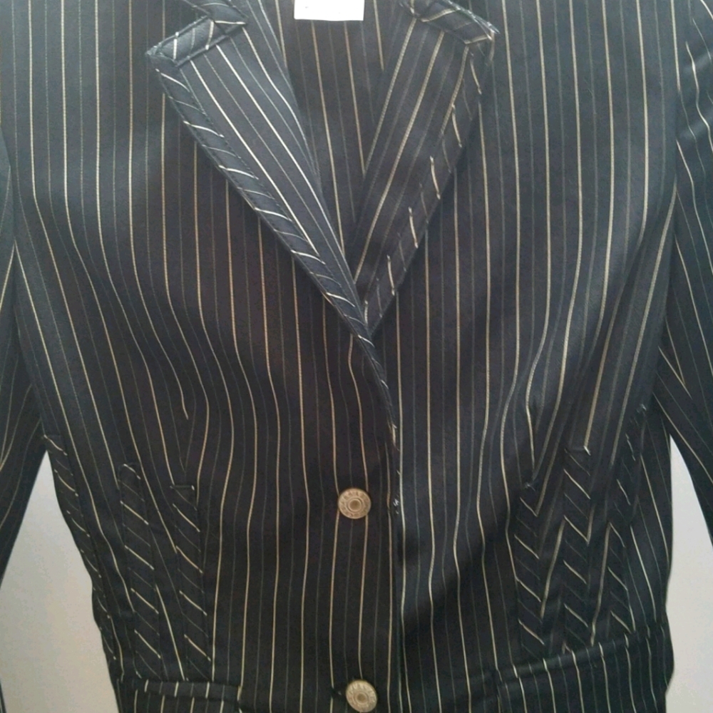 ABS Contemporary fitted suit